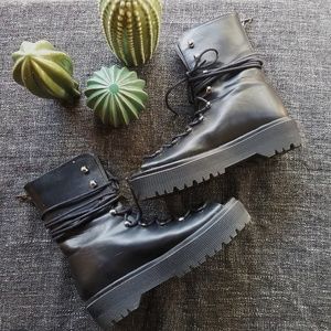 YRU Slayr Free Lace Up Combat Boots